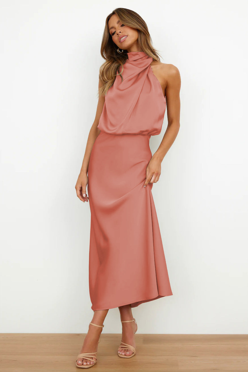 Arianne™ - Robe longue à col halter