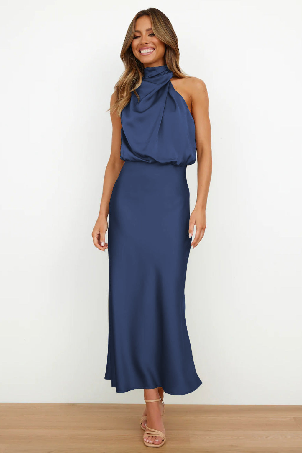 Arianne™ - Robe longue à col halter
