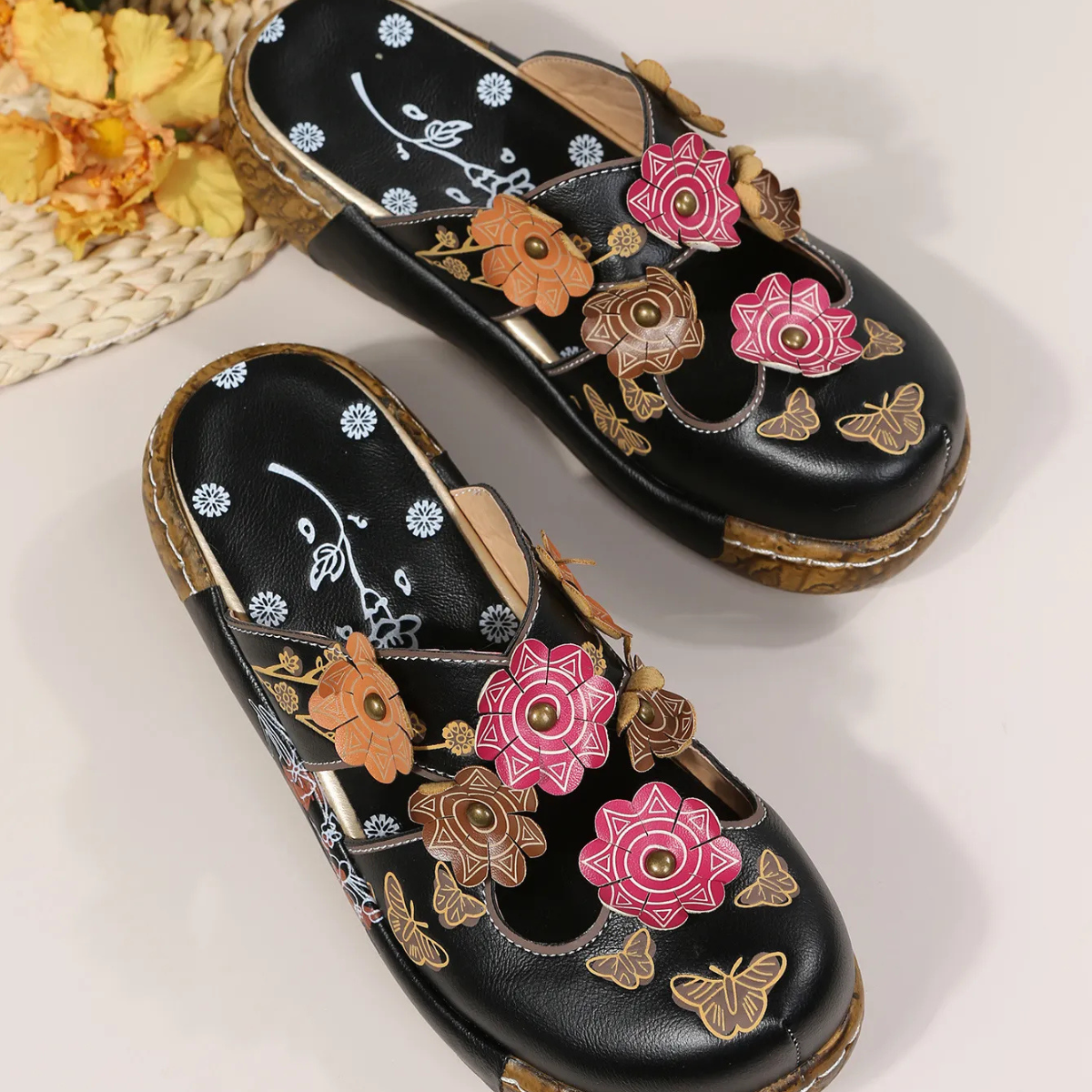 Ninette™ - Sandales rétro élégantes avec détail floral