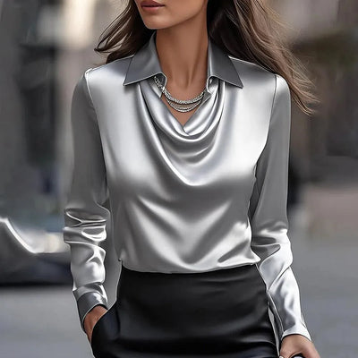Josee™ - Blouse à éclat luxueux avec col à plis
